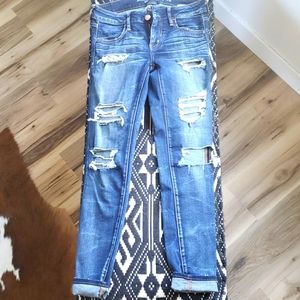 American Eagle Like-New Distressed Cropped